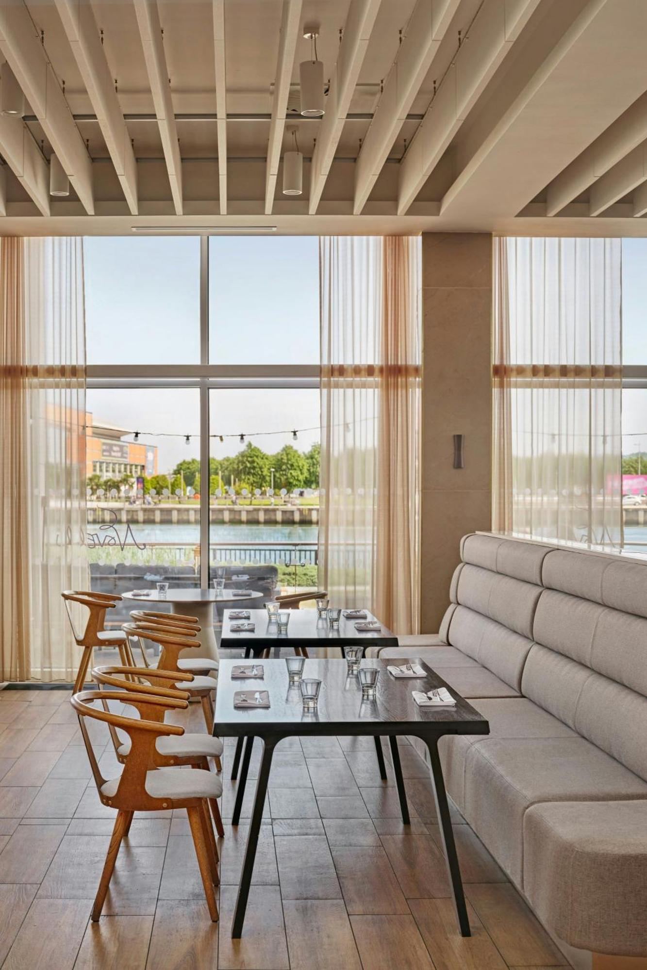 Ac Hotel By Marriott Belfast Esterno foto
