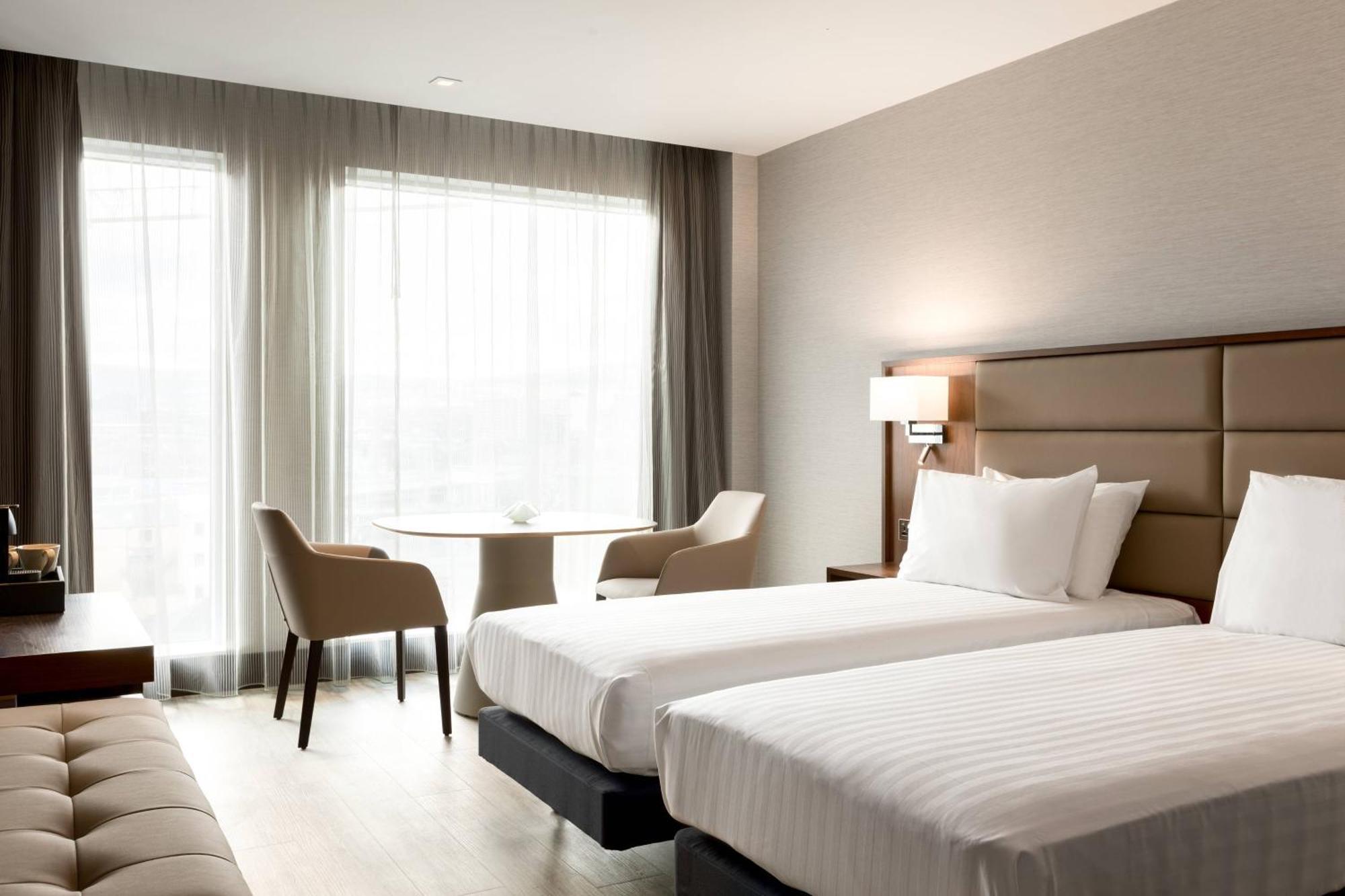 Ac Hotel By Marriott Belfast Esterno foto