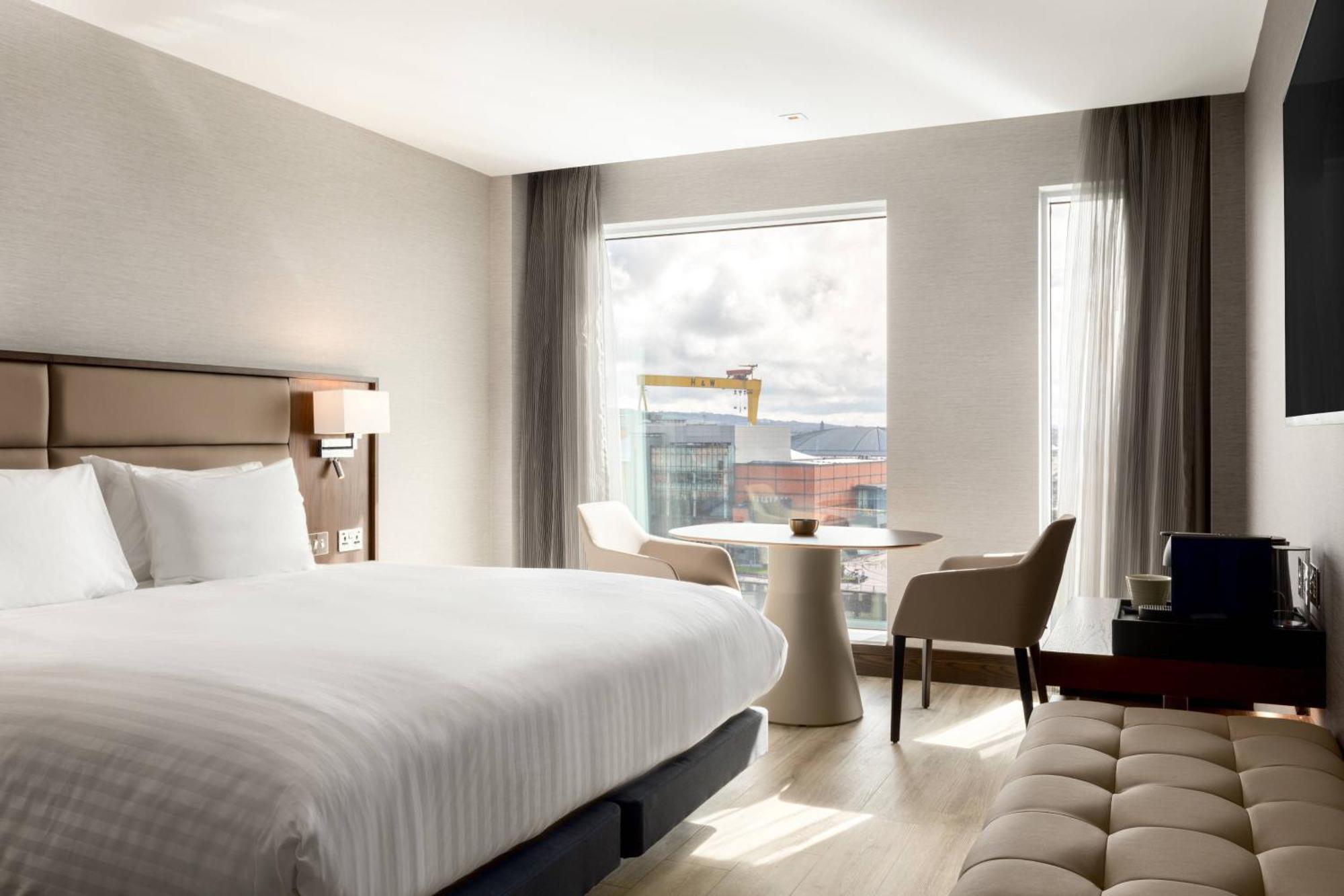 Ac Hotel By Marriott Belfast Esterno foto