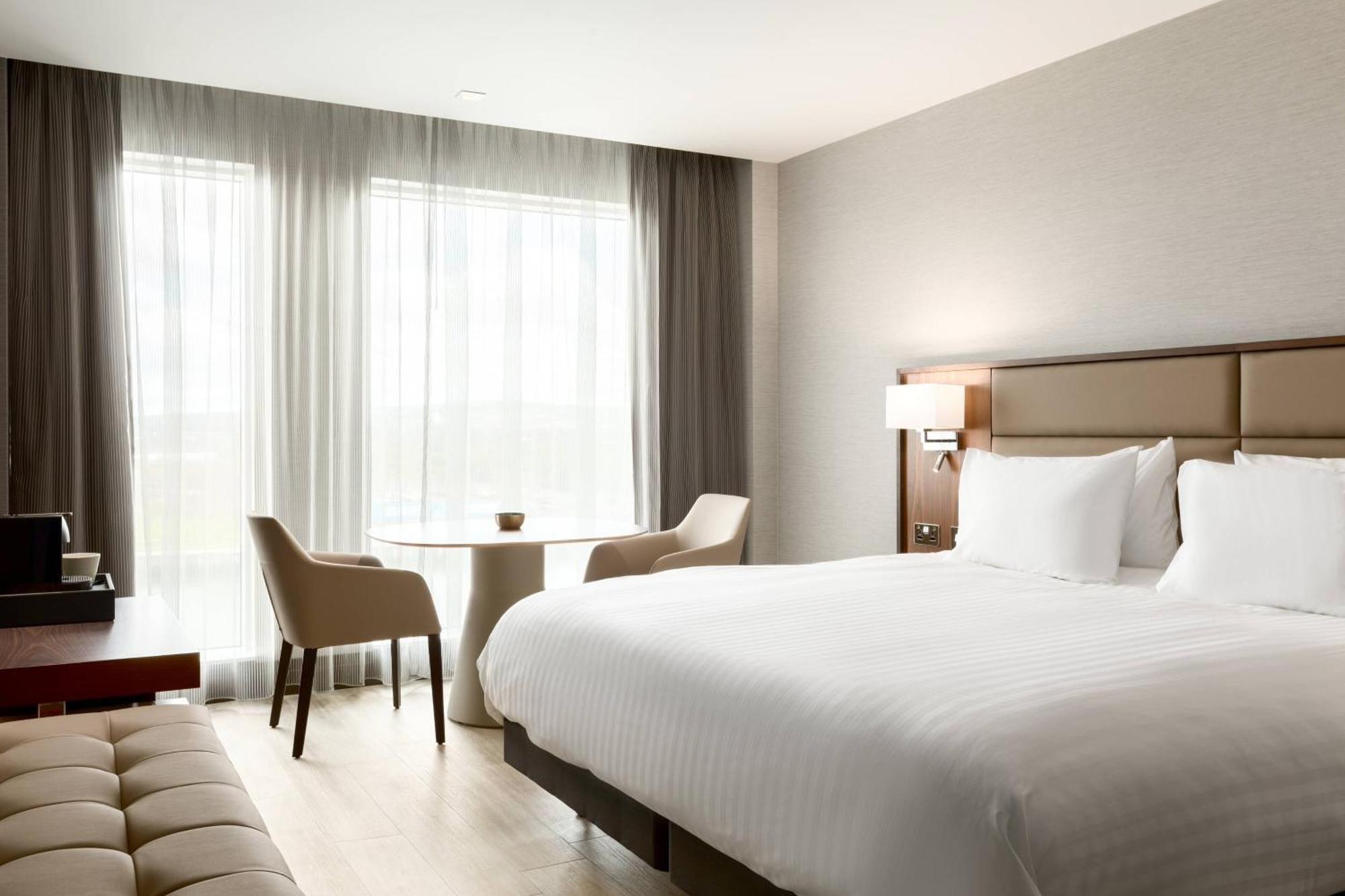 Ac Hotel By Marriott Belfast Esterno foto