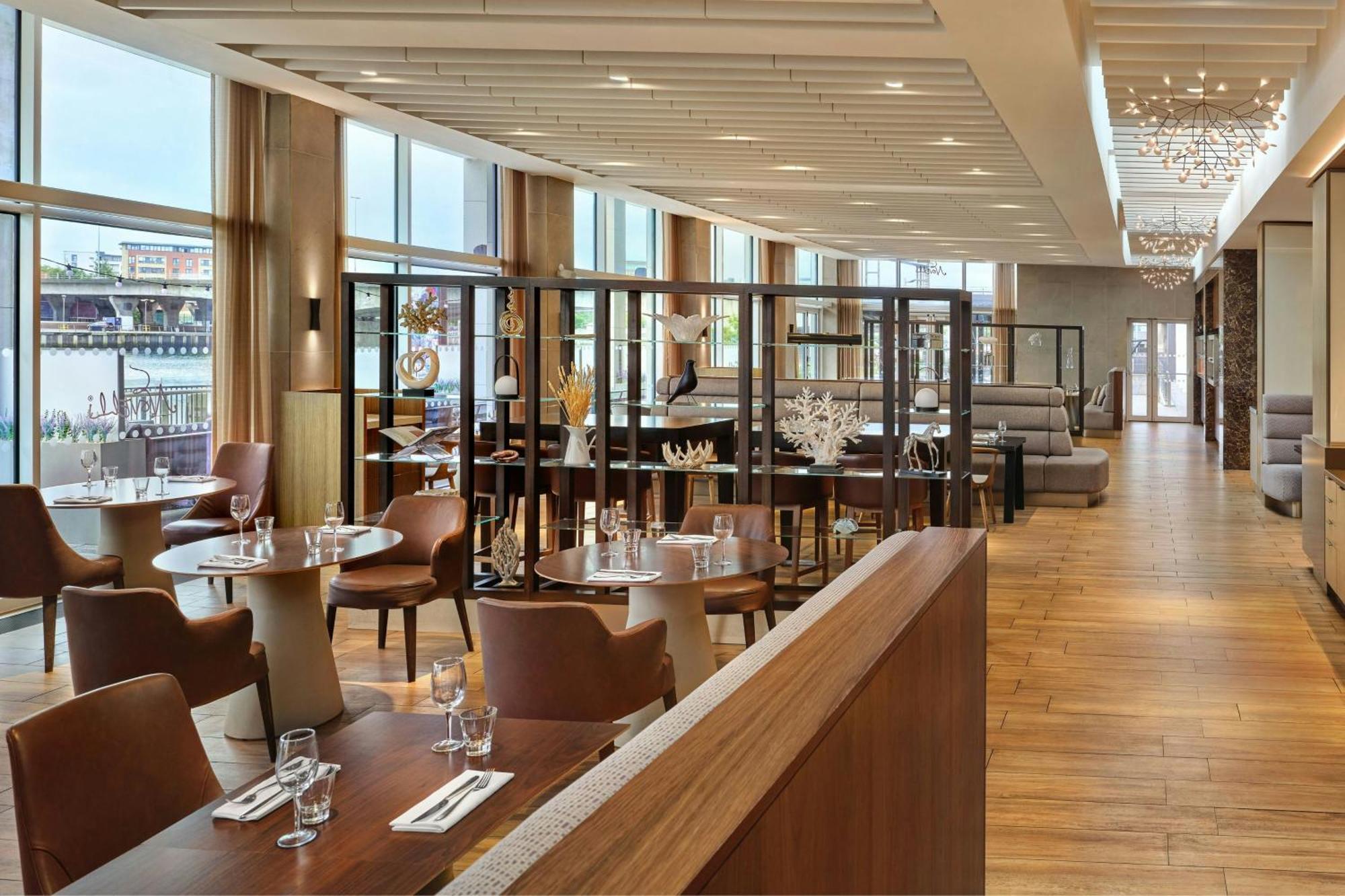 Ac Hotel By Marriott Belfast Esterno foto